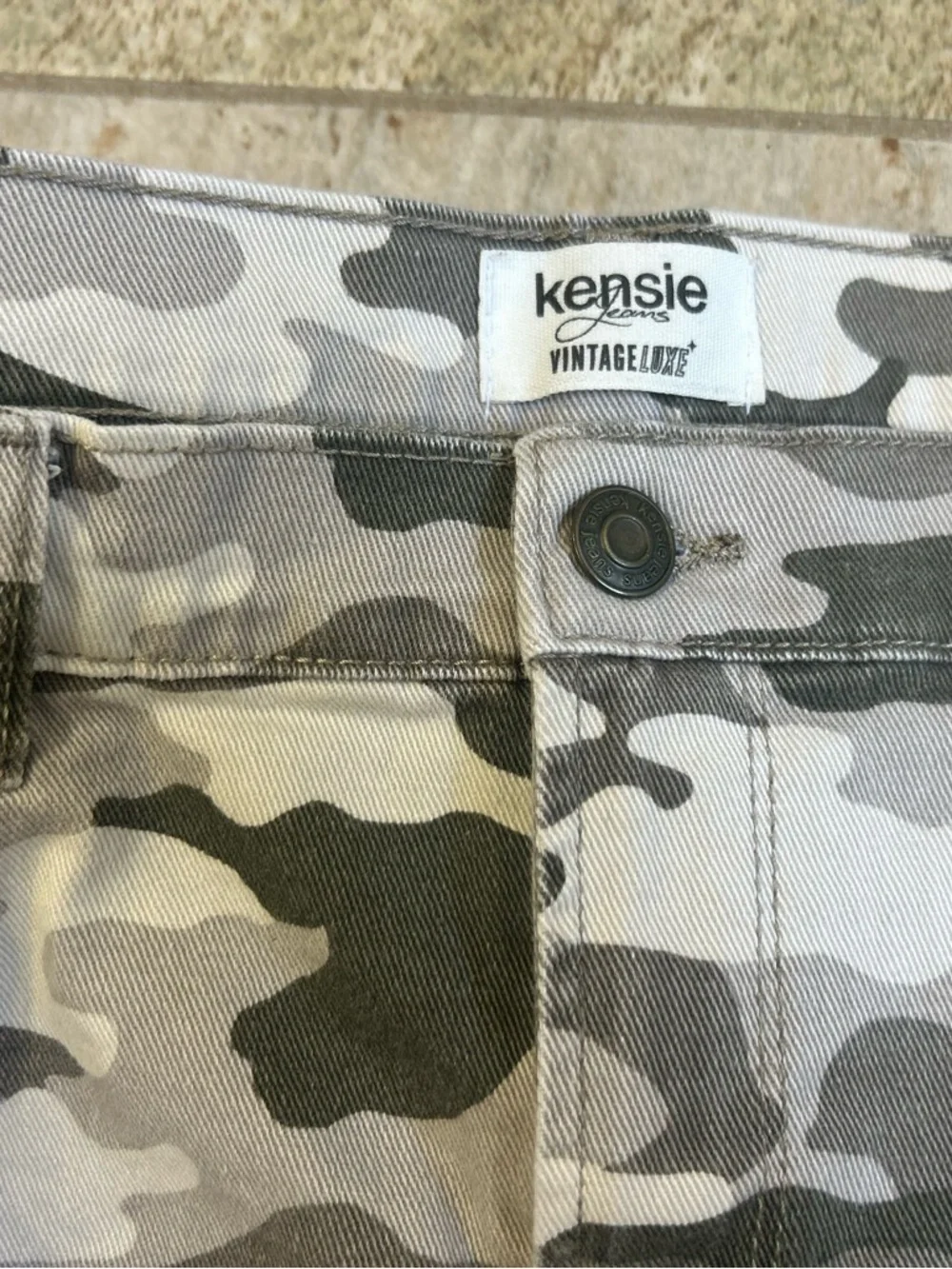 Kensie Camo Denim Mini Skirt Size 10 Grey Camouflage Raw Hem